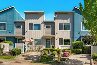 810 SW 96th Place, Seattle, WA 98106