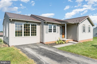 214 Christ Church Rd Unit 5A, Littlestown, PA 17340