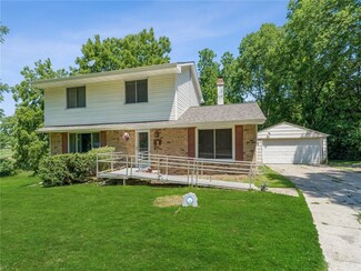 11289 Elk Horn St, Norwalk, IA 50211