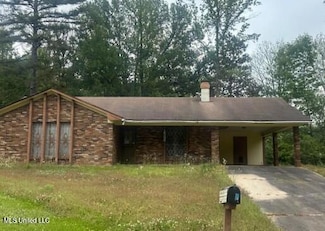 1540 Cedar Pine Dr, Jackson, MS 39212