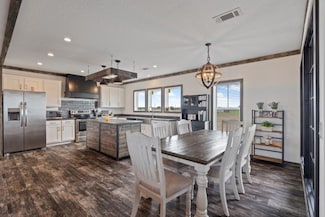 111 Red Sea Cove, Earle, AR 72331