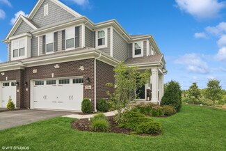 23261 N Pinehurst Dr, Kildeer, IL 60047