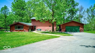 2240 Bill Smith Rd, Martinsville, IN 46151