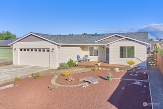 34600 G St, Ocean Park, WA 98640