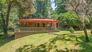 80 Marion Thomas Rd, Franklin, NC 28734