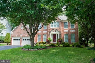 9325 Braymore Cir, Fairfax Station, VA 22039