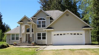 181 Steelhead Ave, Forks, WA 98331