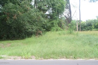 142 Chelsea St, Jacksonville, FL 32204
