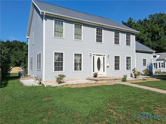 620 Locust St, Perrysburg, OH 43551