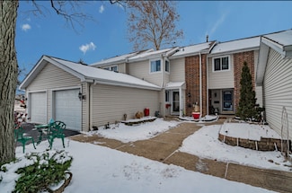5S028 Saint Andrews Ct Unit 2, Naperville, IL 60563