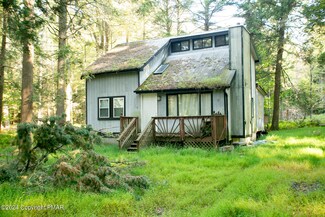 2480 Forest Dr E, Pocono Lake, PA 18347