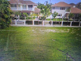 2733 NE 26th Ave, Lighthouse Point, FL 33064