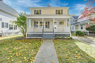 5 Manor St, Worcester, MA 01602