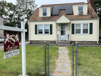 15 Michael Ave, East Hartford, CT 06108