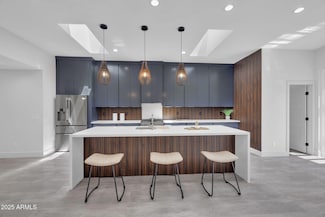 6827 N 14th Place, Phoenix, AZ 85014