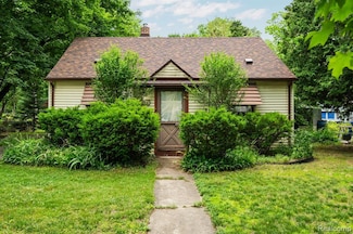 20441 Five Points St, Redford, MI 48240