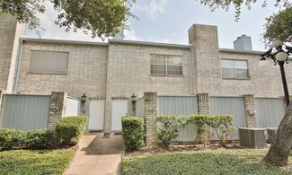 450 Wilcrest Dr Unit 450, Houston, TX 77042