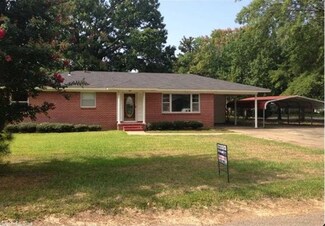 601 Walnut St, Crossett, AR 71635