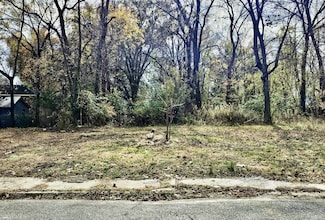701 T M Henderson Ave, Memphis, TN 38107