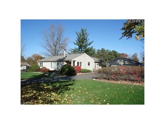 8385 Billings Rd, Willoughby, OH 44094