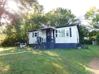 451 Sunnyside Dr, Greer, SC 29651