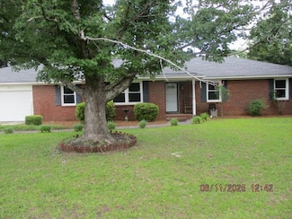 2213 Rolling Hill Ln, Sumter, SC 29150