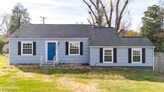 6005 Arcadia Dr, Knoxville, TN 37920