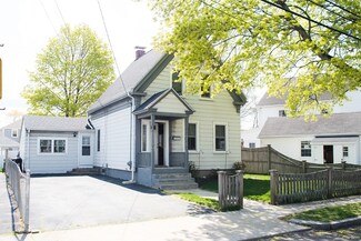 11 River St, Quincy, MA 02169