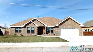 1004 Whitaker Ave, Eunice, NM 88231