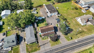2321 Edgely Rd, Levittown, PA 19057