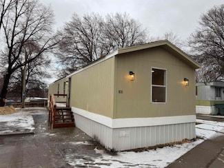 4530 S 5th Ave, Pocatello, ID 83204