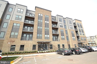 21731 Dovekie Terrace Unit 206, Ashburn, VA 20147