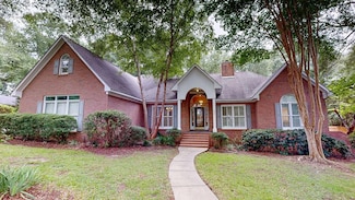204 Cedar Chase Ct, Dothan, AL 36303
