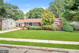 196 Elton Ave, Trenton, NJ 08620