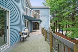 70 Whalers Ln, Salem, MA 01970