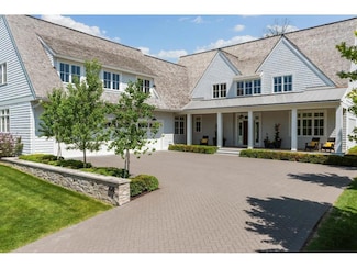 1615 Locust Hills Trail, Wayzata, MN 55391