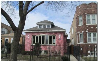 6218 S Troy St, Chicago, IL 60629