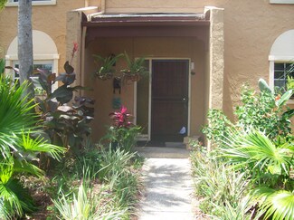 370 Raleigh Rd, Jacksonville, FL 32225