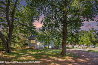 6501 Coleman Rd, East Lansing, MI 48823