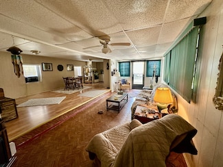 918 Reed Canal Rd Unit 428, South Daytona, FL 32119