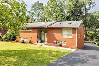 1232 Harvest Dr, Monroeville, PA 15146