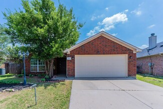 7417 Fossil Creek Dr, Arlington, TX 76002
