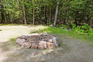 30 Ring Landing Rd, Casco, ME 04015