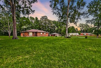23175 E Martin Dr, Porter, TX 77365