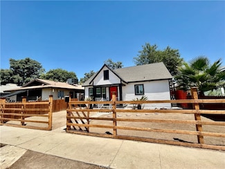 112 Woodrow Ave, Bakersfield, CA 93308