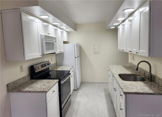 50 Aiken St Unit 123, Norwalk, CT 06851