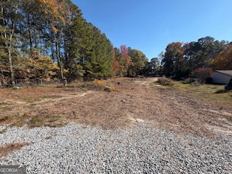 692 Davis Rd, Lawrenceville, GA 30046