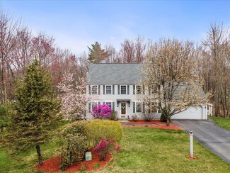 38 Virginia Ct, Hooksett, NH 03106