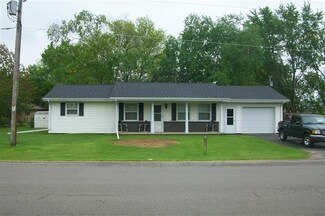 1004 Western Ave, Lancaster, WI 53813
