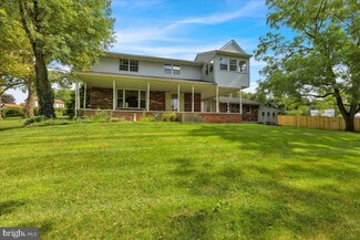 1110 Rhodora Ave, Reading, PA 19605